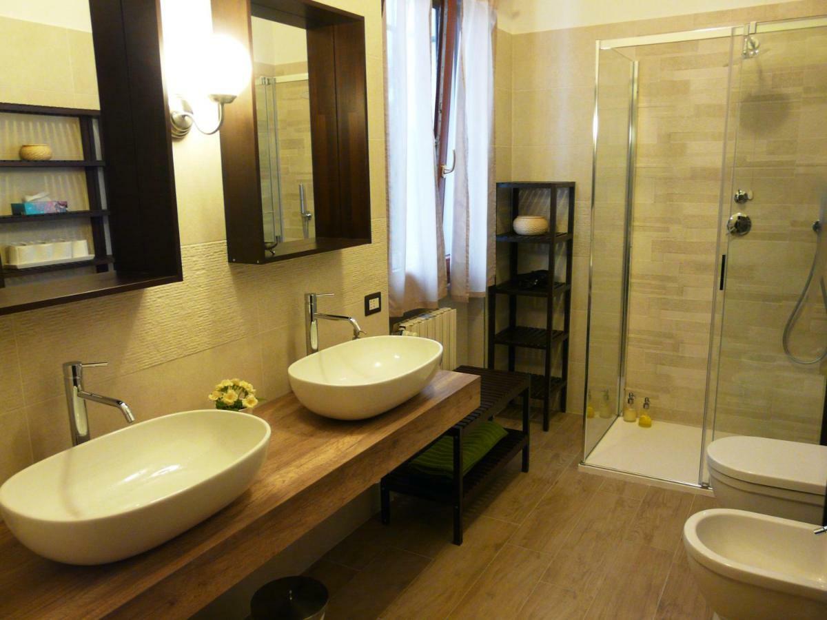 In Giardino B&B Cassina de' Pecchi ภายนอก รูปภาพ